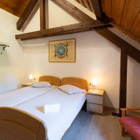 도멘 뒤 물랭 다셀본 호텔 3*