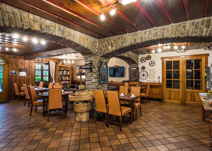 Domaine Du Moulin D'asselborn Hotel